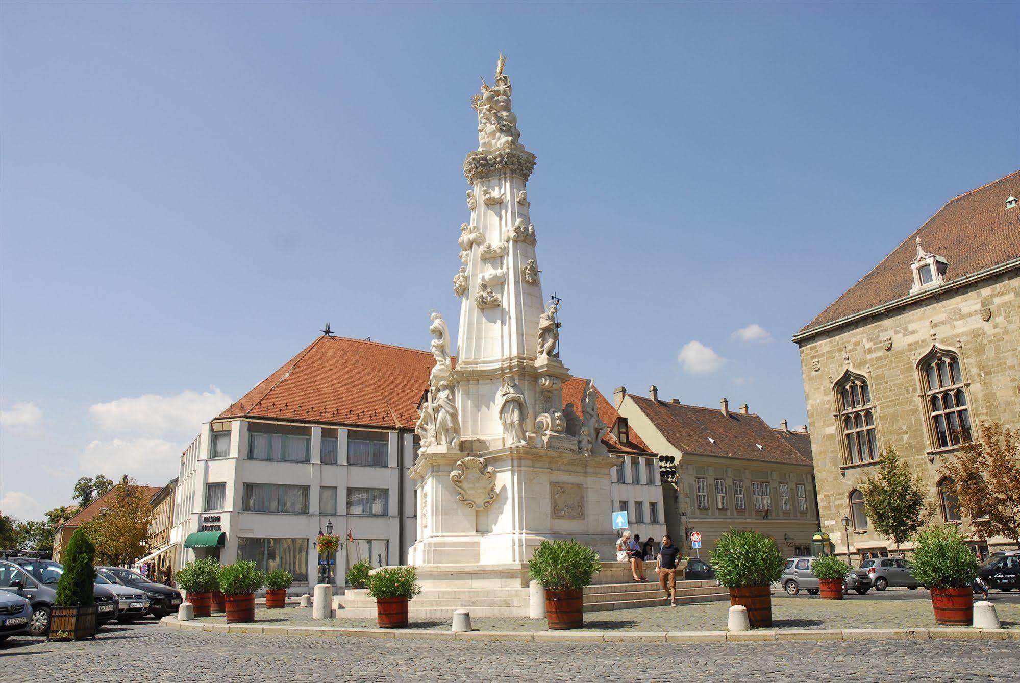 Burg Hotel Budapest Exterior photo